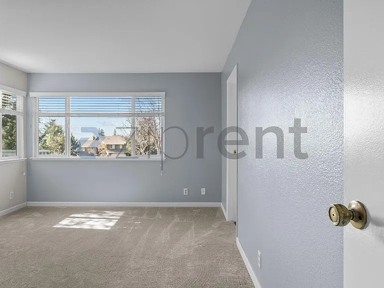 1894 Shirley Dr — Photo 23