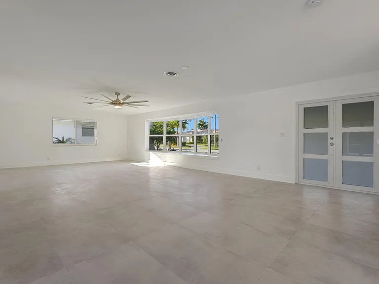 1478 NE 57th Ct — Photo 27