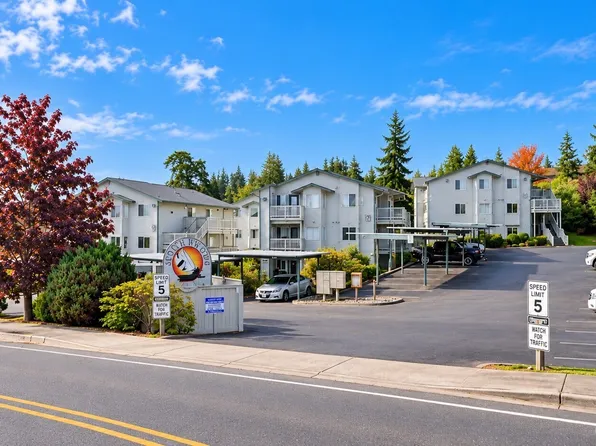 485 SW Bayshore Drive #C102, Oak Harbor, WA 98277
