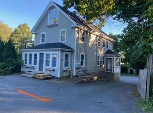 17 Coombs St #B, Middleboro, MA 02346