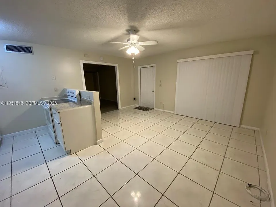 629 Executive Center Dr