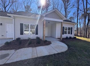 50 Hawks Ridge Ct, Cleveland, GA 30528