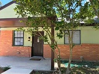4057 Gaylark Rd N — Photo 1