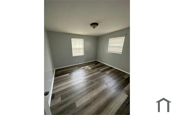 Building Photo - 3805 Fairfax St #3
