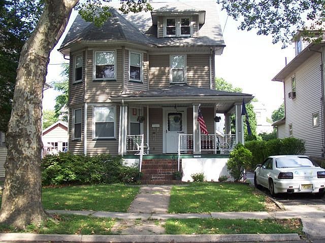 Center Hall Colonial