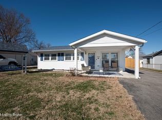 164 Briarwood Ln, Louisville, KY 40229