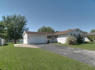 3108 S Locust Ave, Holmen, WI 54636