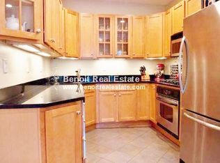 54 Harvey St #2FD, Cambridge, MA 02140