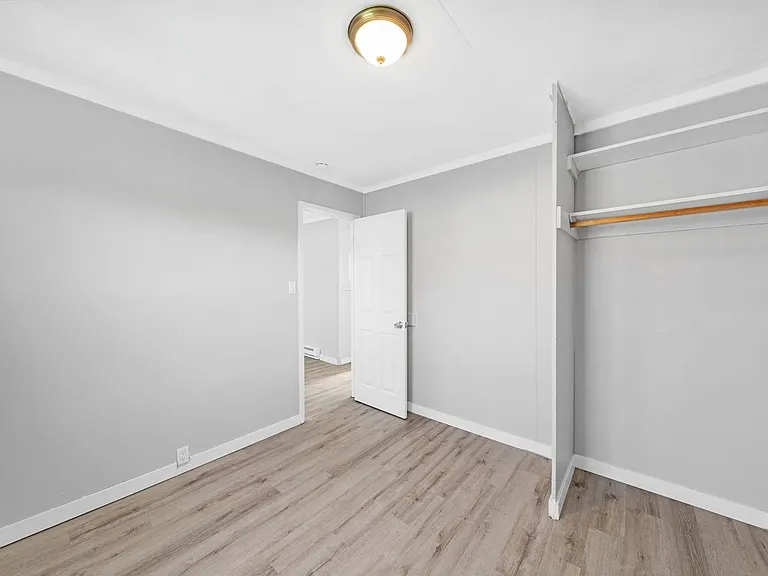 Eastgate Apartments — Photo 25