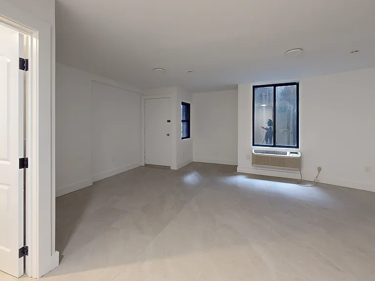 81 Suydam St #1A — Photo 7