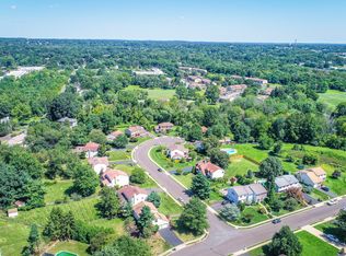 2000 Acorn Pl, Huntingdon Valley, PA 19006