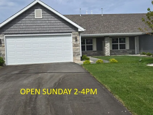 4422 Squaw Valley Dr, Loves Park, IL 61111