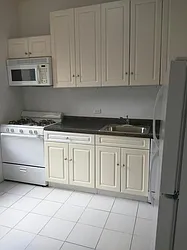 Rented by Roberto Guilbet, LREB