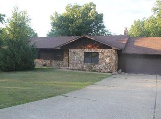1670 County Road 614, Ellington, MO 63638