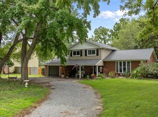 111 Hertzler Rd, Newport News, VA 23602