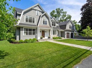 17 Garden Rd, Wellesley, MA 02481