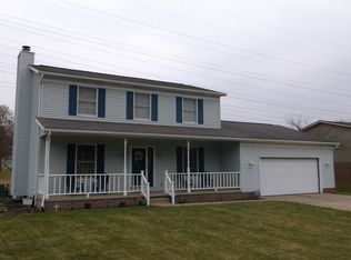 1409 Bravado Rd SW, Canton, OH 44706