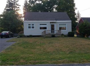 115 Edden Ln, North Syracuse, NY