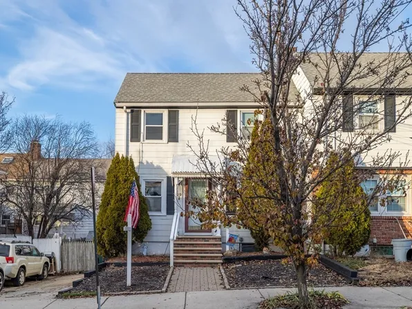 29 Wyllis Ave, Malden, MA 02148