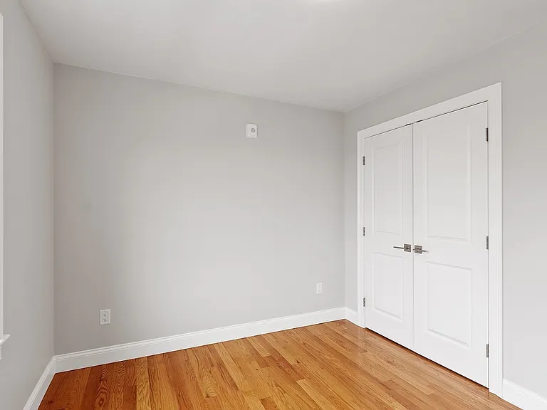 10 Windsor St #1 — Photo 27