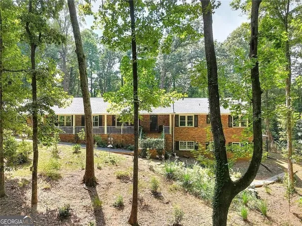 2135 Masonwood Cir, Snellville, GA 30078