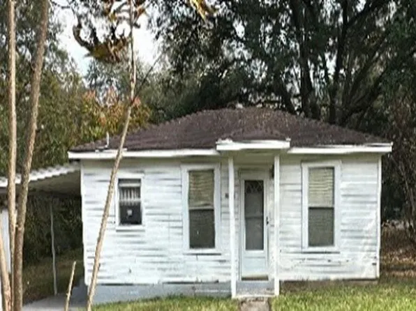 1002 Robert St, Bastrop, LA 71220