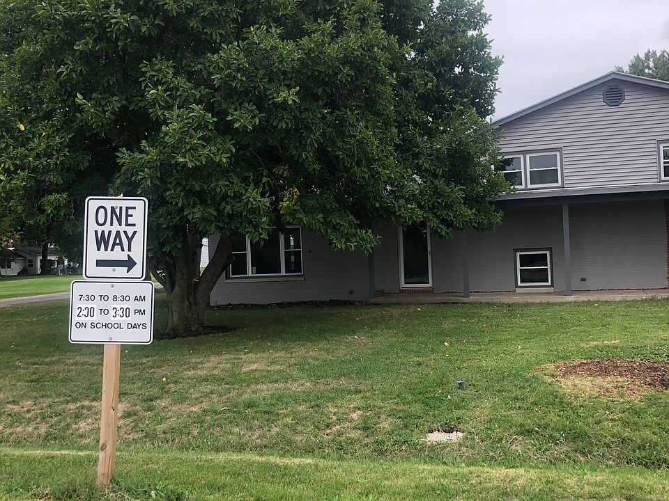 1st image of 301 Pleasant Ave