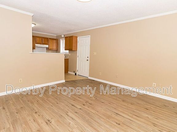 3rd image of 809 Henderson Ave #A