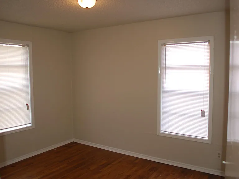 505 Pemberton Dr — Photo 4