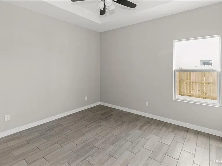 3056 Star Ave #4 — Photo 11