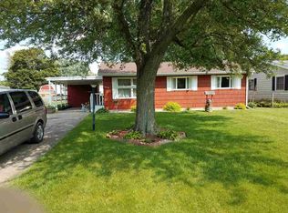 3836 15th St, Moline, IL 61265