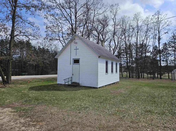 W3005 County Rd E, Neshkoro, WI 54960