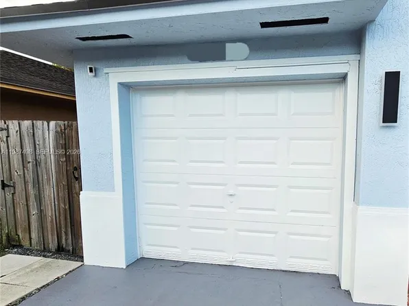 20200 NW 37th Ave #Eff, Opa Locka, FL 33055