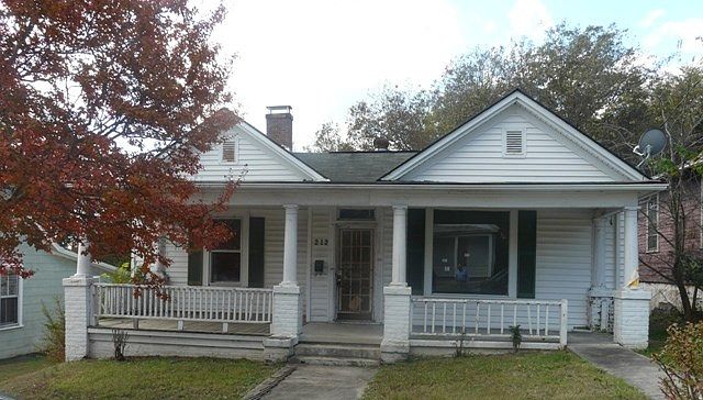 1st image of 212 Campbell St
