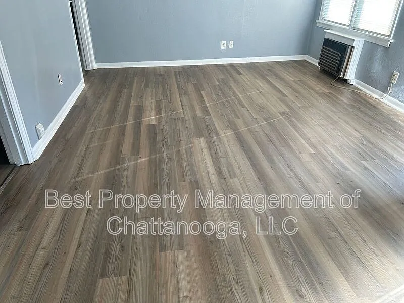 2 bed, 1.0 bath, 957 sqft, $1,425 — Photo 3