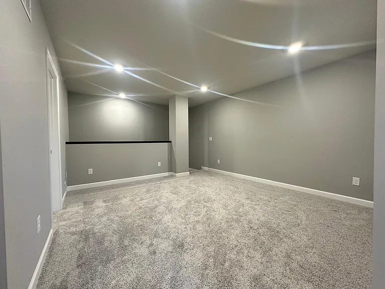 10890 Fountain Pl N — Photo 12