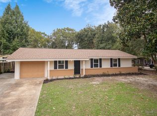 2126 Alice Dr, Biloxi, MS 39531