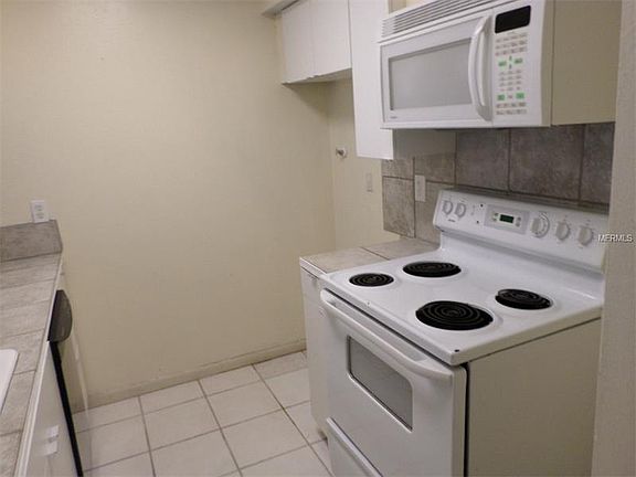3rd image of 5846 Peregrine Ave #0