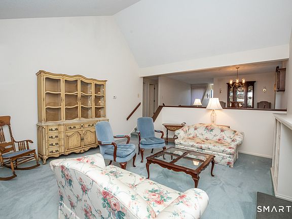 5th image of 1301 Metacomet Drive #1301