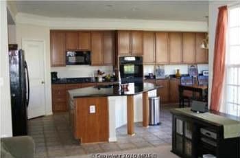 5th image of 9202 Cascade Falls Dr