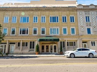 6337 Roosevelt Rd APT 408, Berwyn, IL 60402