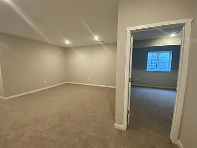 2133 Shale Drive - MOD 81 - 1 — Photo 2