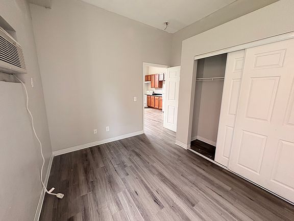 5th image of 1636 Summit Rd #102