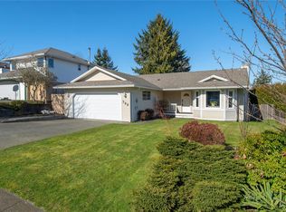 708 Georgia Dr, Campbell River, BC V9H 1R8