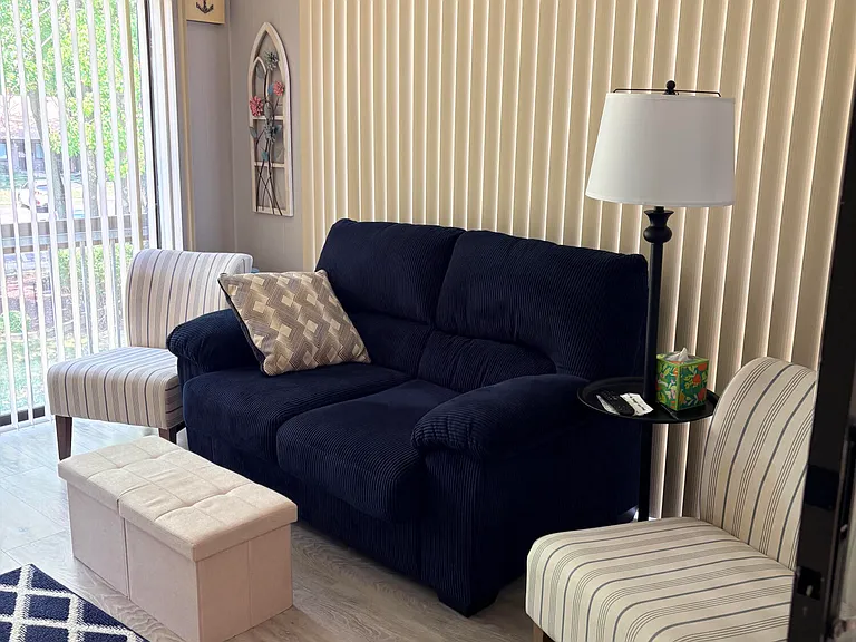 108 Manchester Ct — Photo 1