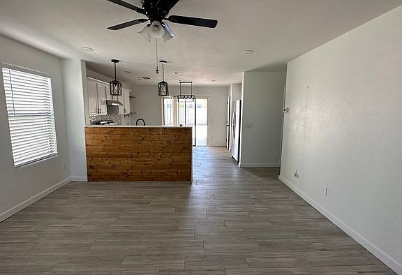 2nd image of 4023 S 49th Ln