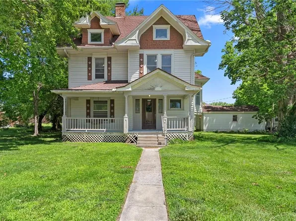 602 W Walnut St, Grain Valley, MO 64029