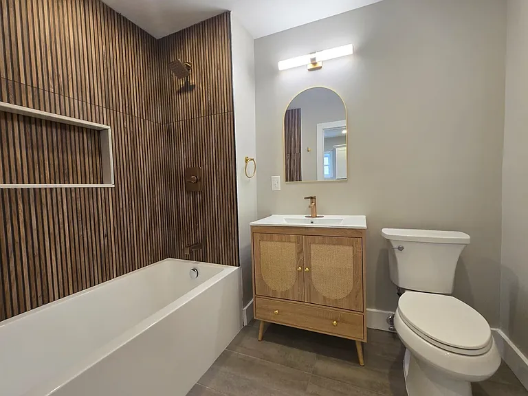 144 Stevens Ave #TOP FL — Photo 8