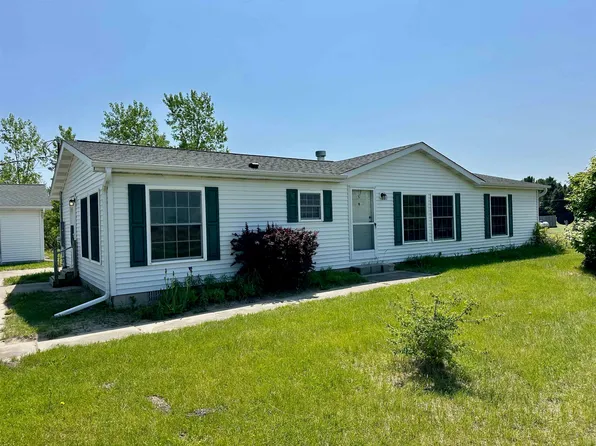 11145 S Fordney Rd, Saint Charles, MI 48655