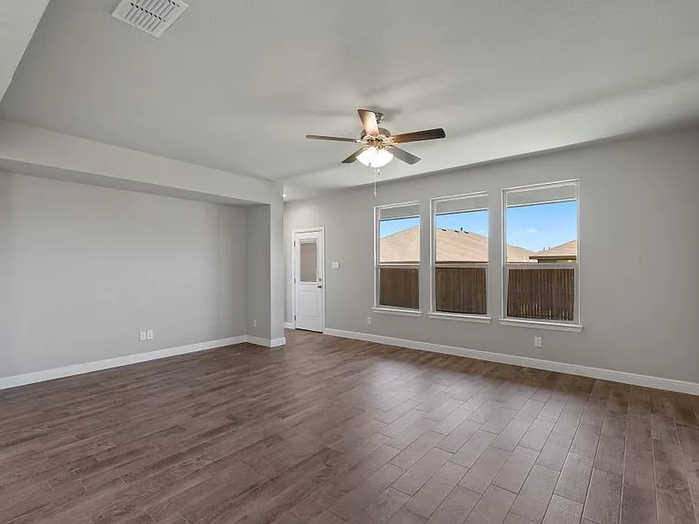 801 Chaplin Dr — Photo 12